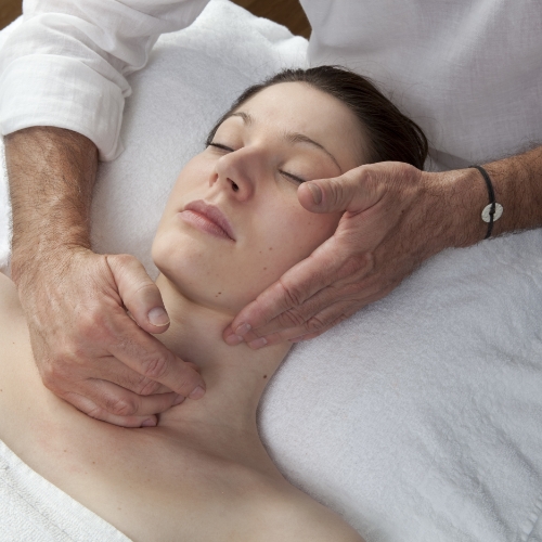 Upper-extremity-lymphatic-therapy-ReQuest-Physical-Therapy-Newberry-Gainesville-FL